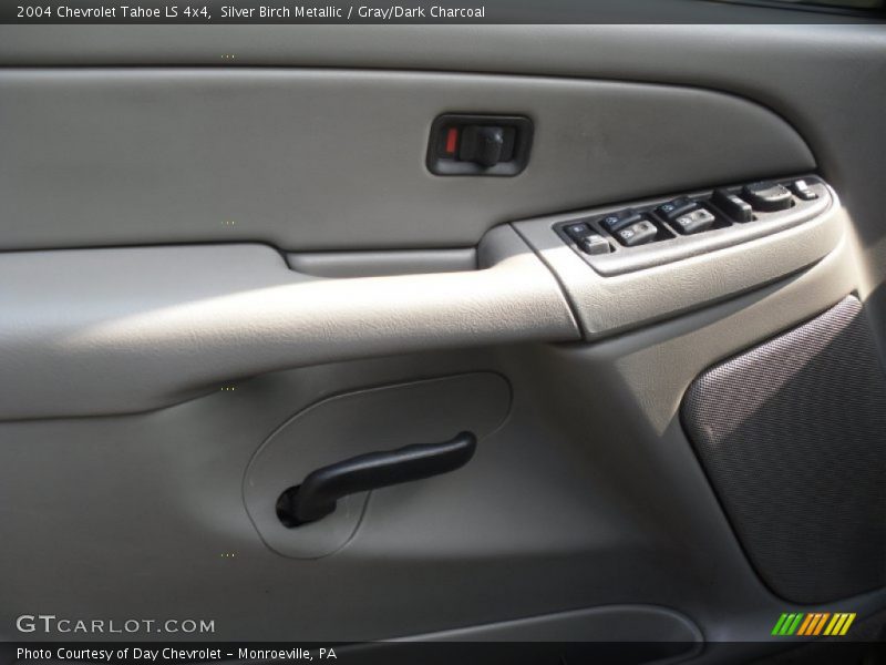 Silver Birch Metallic / Gray/Dark Charcoal 2004 Chevrolet Tahoe LS 4x4
