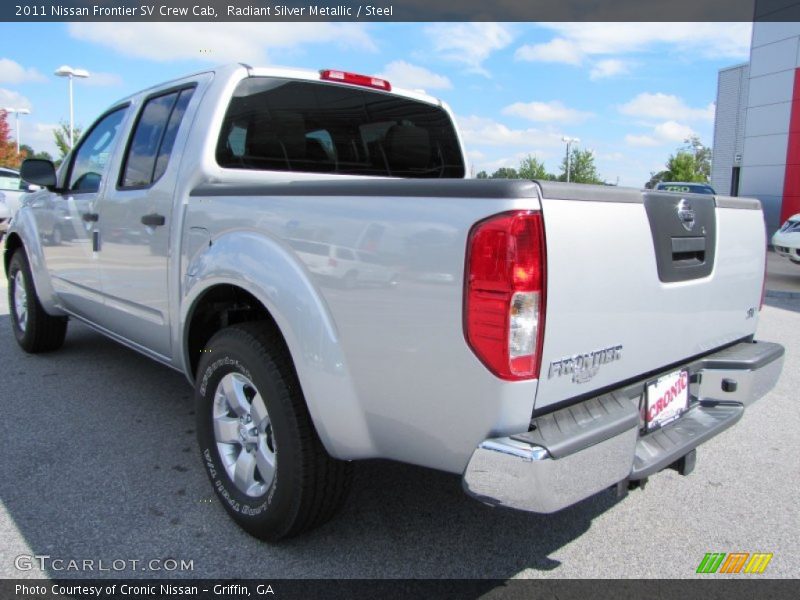Radiant Silver Metallic / Steel 2011 Nissan Frontier SV Crew Cab