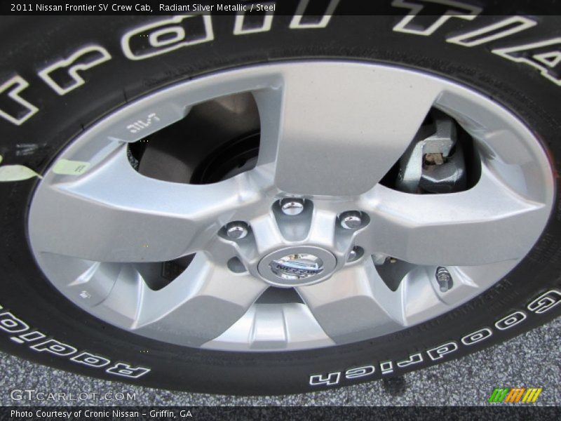 Radiant Silver Metallic / Steel 2011 Nissan Frontier SV Crew Cab