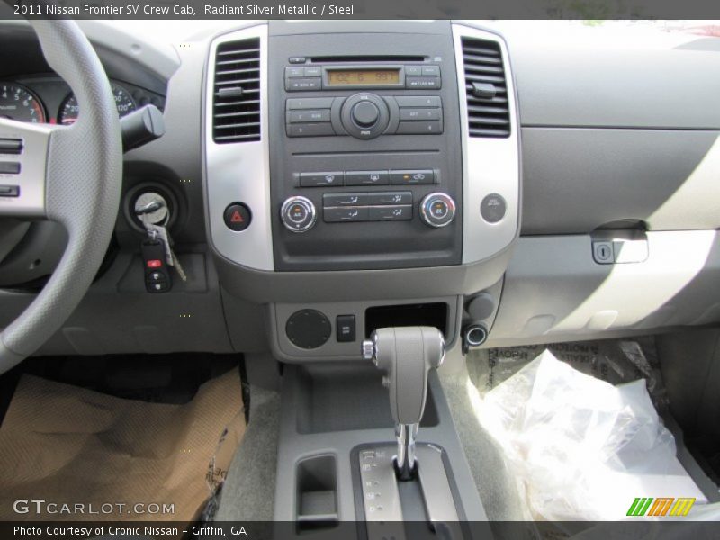 Radiant Silver Metallic / Steel 2011 Nissan Frontier SV Crew Cab