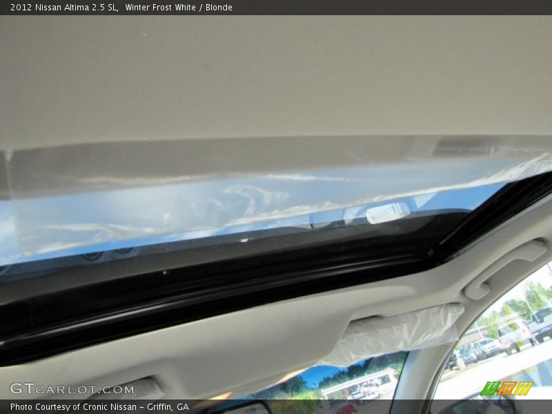 Winter Frost White / Blonde 2012 Nissan Altima 2.5 SL
