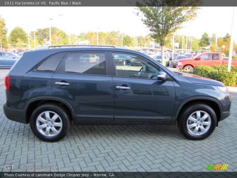 Pacific Blue / Black 2011 Kia Sorento LX V6