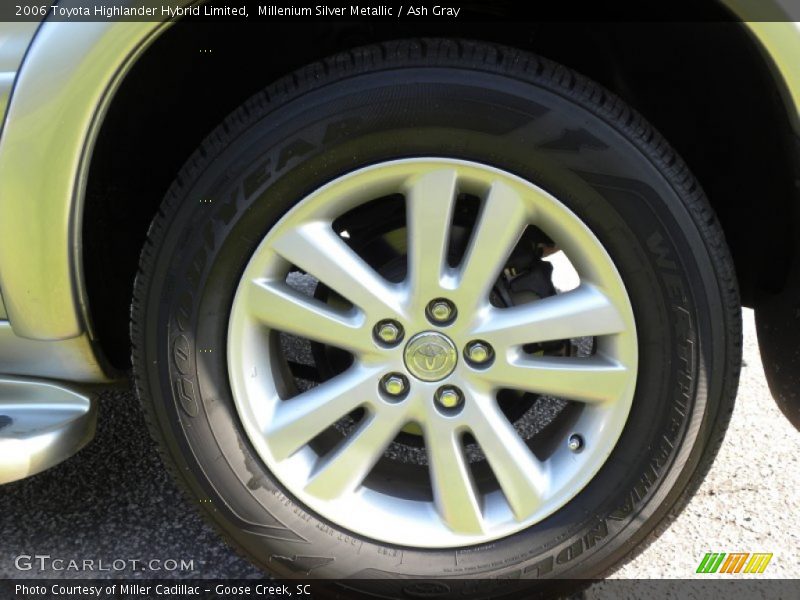 Millenium Silver Metallic / Ash Gray 2006 Toyota Highlander Hybrid Limited