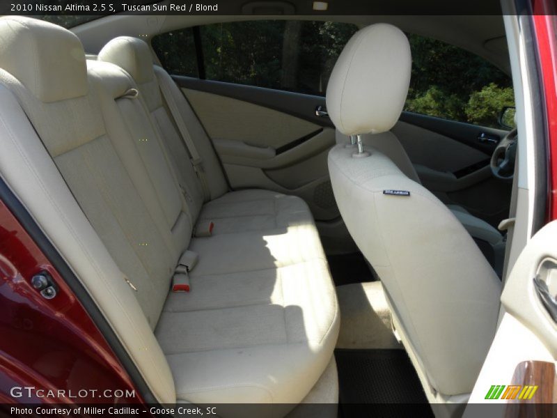 Tuscan Sun Red / Blond 2010 Nissan Altima 2.5 S