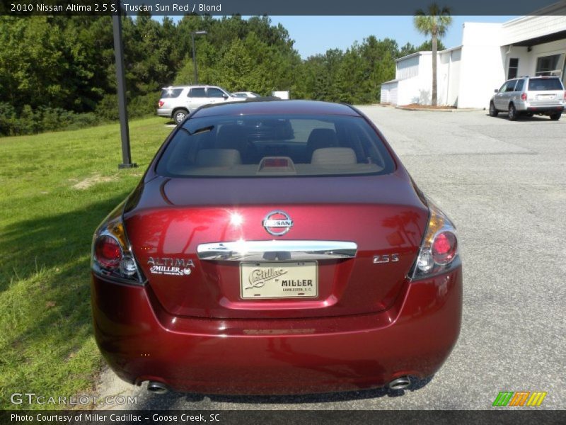 Tuscan Sun Red / Blond 2010 Nissan Altima 2.5 S