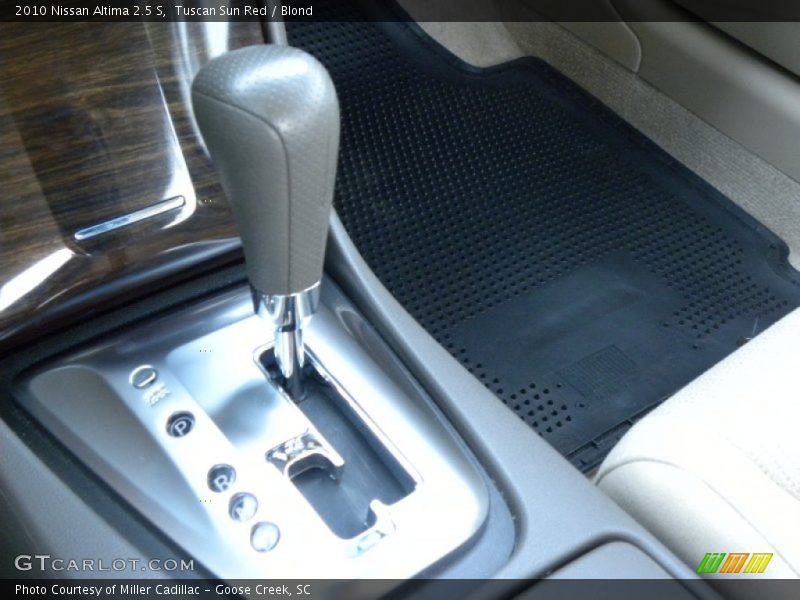 Tuscan Sun Red / Blond 2010 Nissan Altima 2.5 S