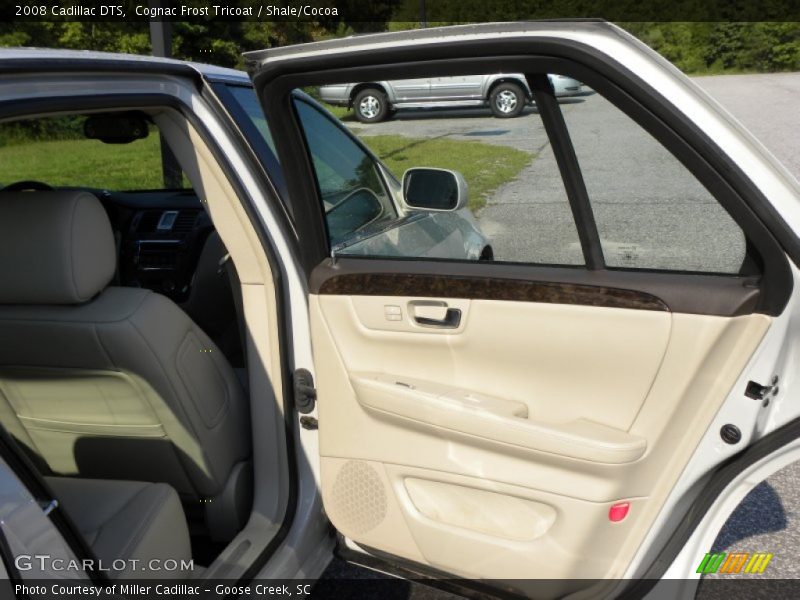 Cognac Frost Tricoat / Shale/Cocoa 2008 Cadillac DTS