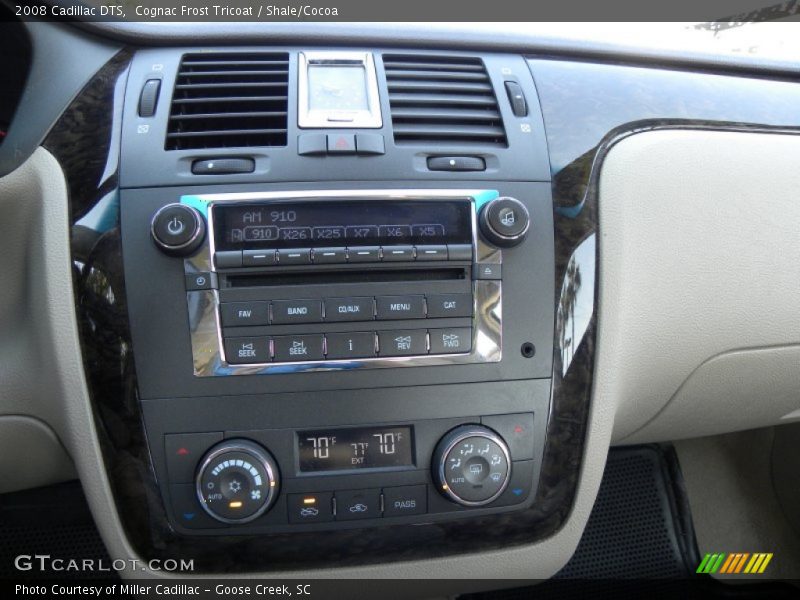 Cognac Frost Tricoat / Shale/Cocoa 2008 Cadillac DTS
