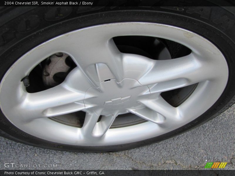  2004 SSR  Wheel