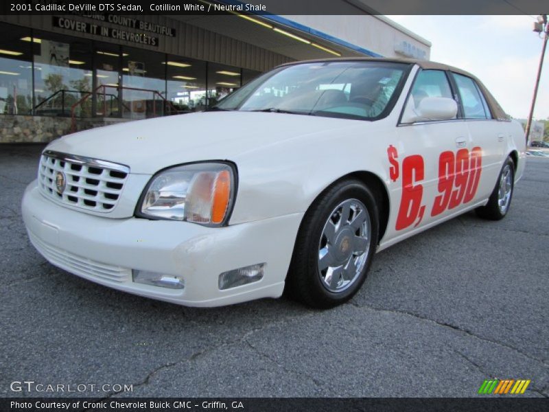 Cotillion White / Neutral Shale 2001 Cadillac DeVille DTS Sedan