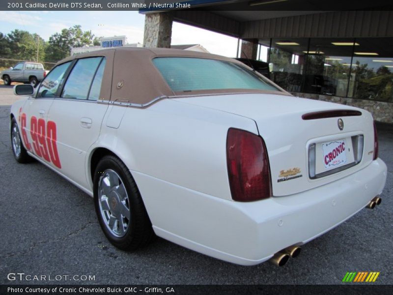 Cotillion White / Neutral Shale 2001 Cadillac DeVille DTS Sedan