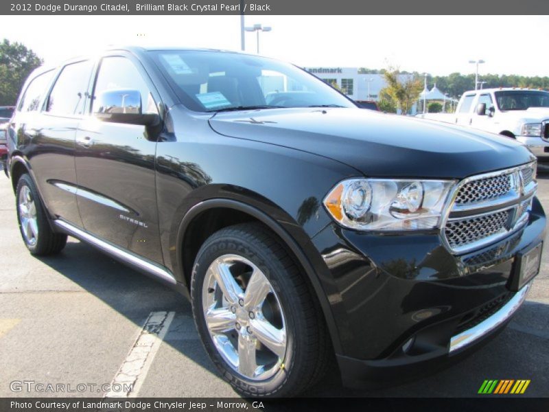 Front 3/4 View of 2012 Durango Citadel