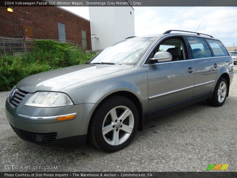 Front 3/4 View of 2004 Passat GLX 4Motion Wagon