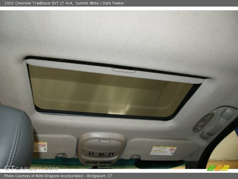 Summit White / Dark Pewter 2002 Chevrolet TrailBlazer EXT LT 4x4