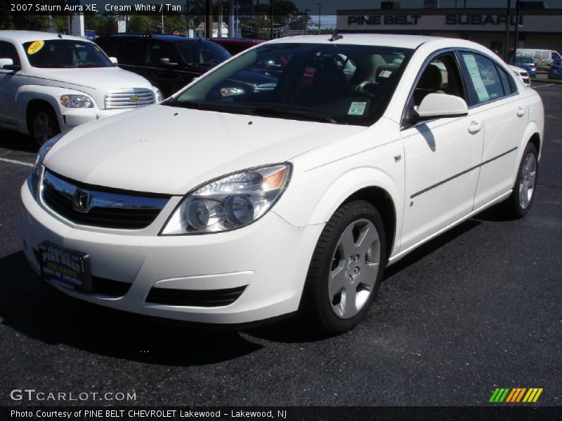 Cream White / Tan 2007 Saturn Aura XE