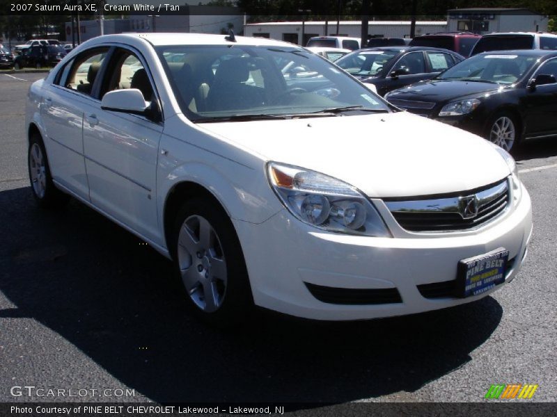 Cream White / Tan 2007 Saturn Aura XE