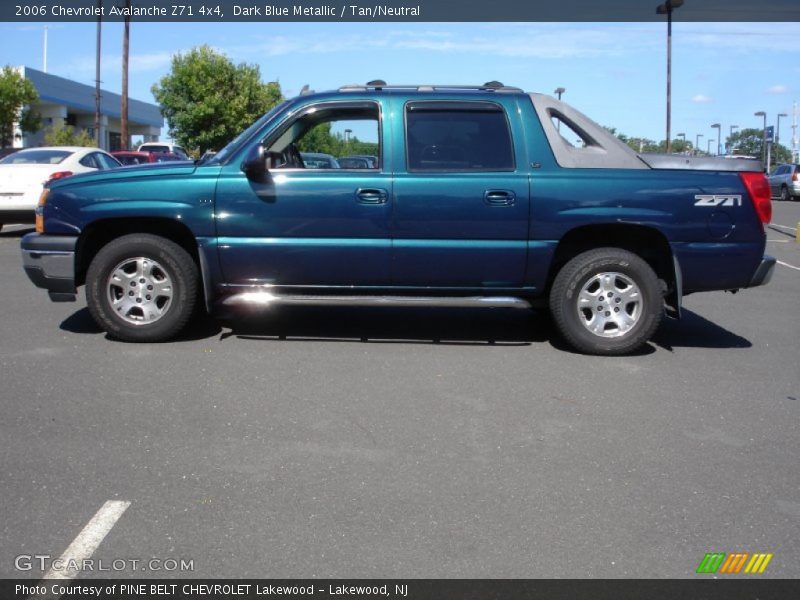 Dark Blue Metallic / Tan/Neutral 2006 Chevrolet Avalanche Z71 4x4