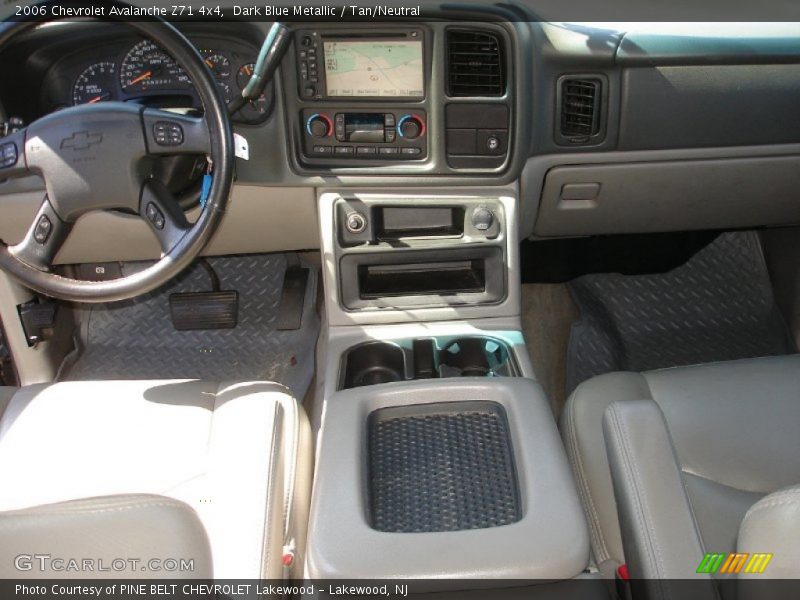 Dark Blue Metallic / Tan/Neutral 2006 Chevrolet Avalanche Z71 4x4