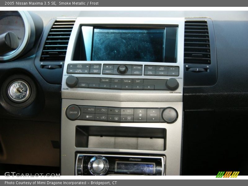 Smoke Metallic / Frost 2005 Nissan Maxima 3.5 SE