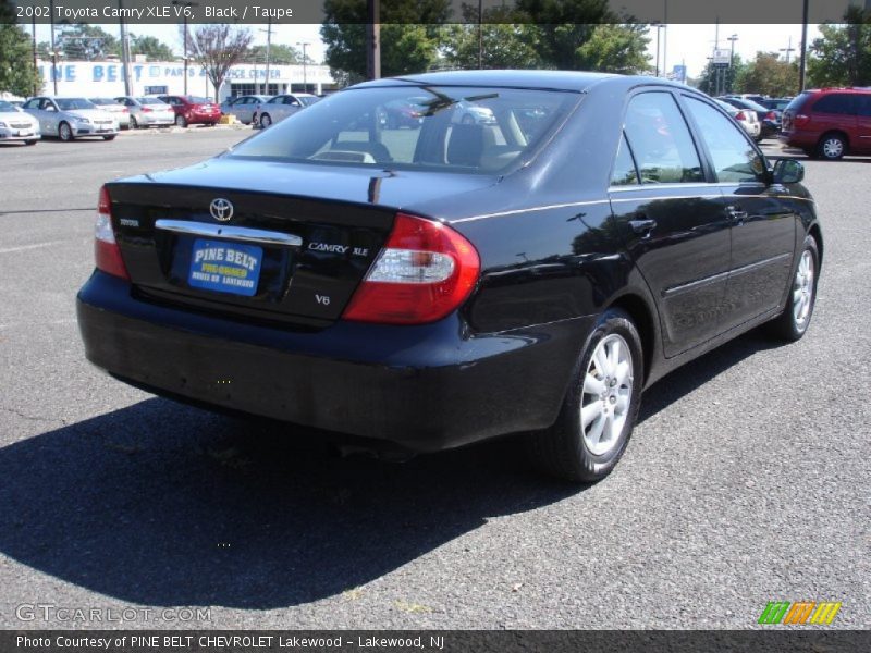 Black / Taupe 2002 Toyota Camry XLE V6