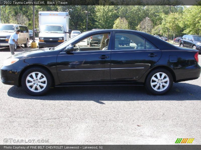 Black / Taupe 2002 Toyota Camry XLE V6