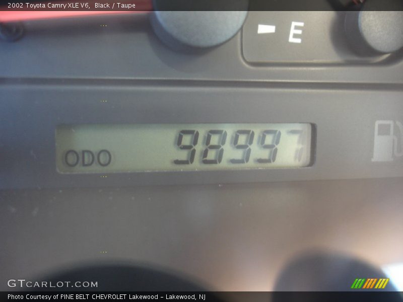 Black / Taupe 2002 Toyota Camry XLE V6