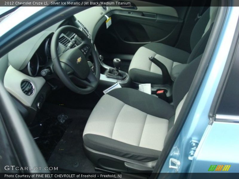  2012 Cruze LS Jet Black/Medium Titanium Interior