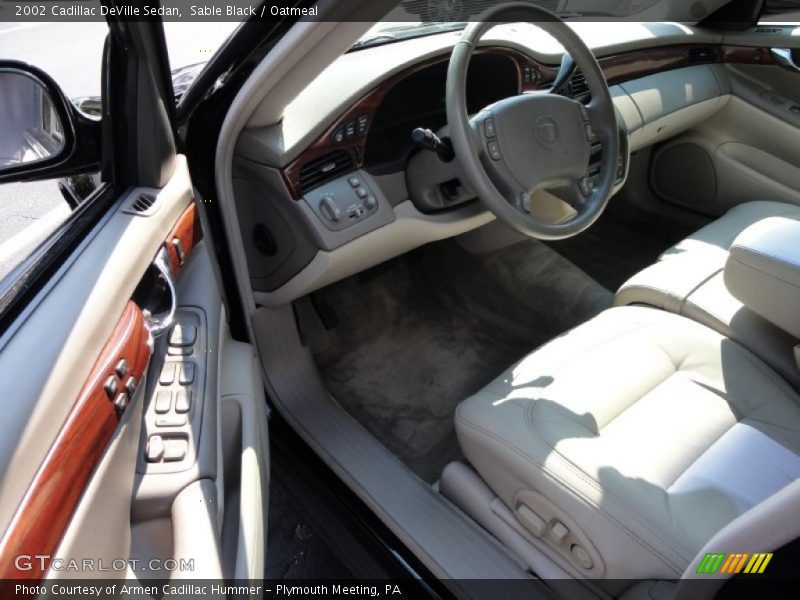 Sable Black / Oatmeal 2002 Cadillac DeVille Sedan