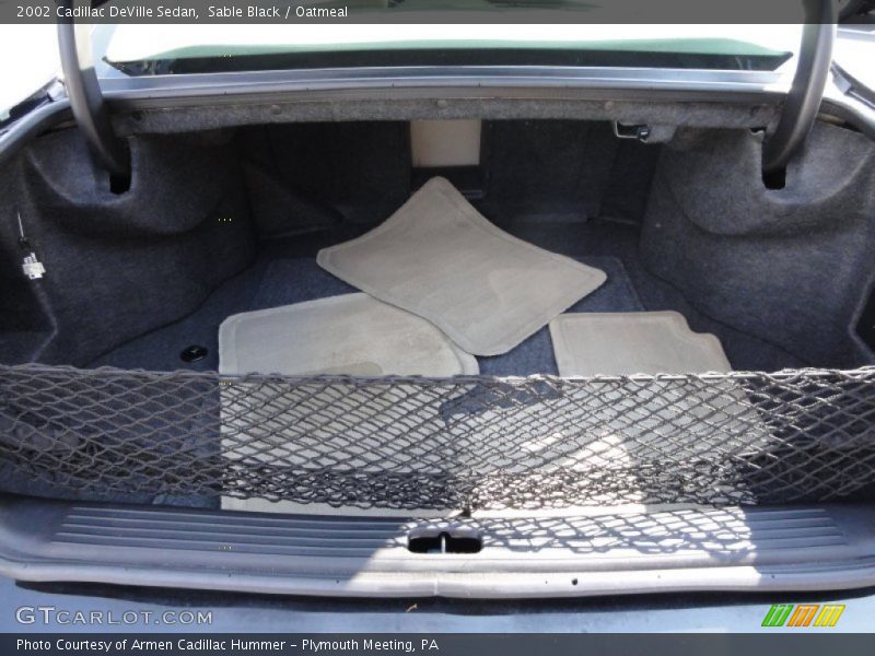 Sable Black / Oatmeal 2002 Cadillac DeVille Sedan