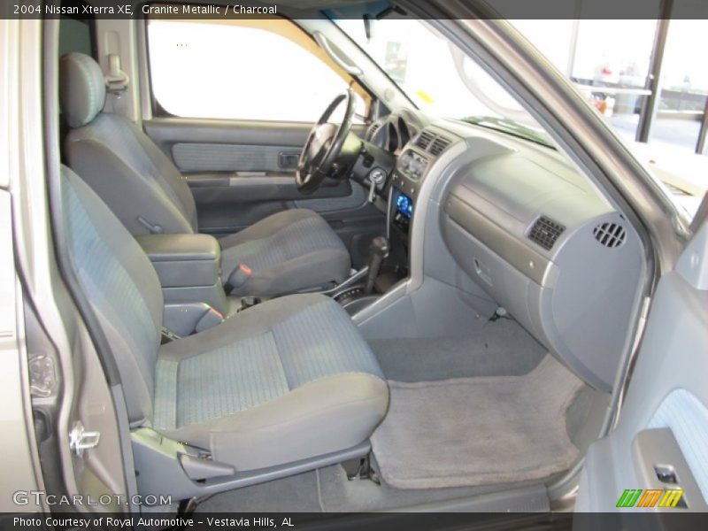 Granite Metallic / Charcoal 2004 Nissan Xterra XE