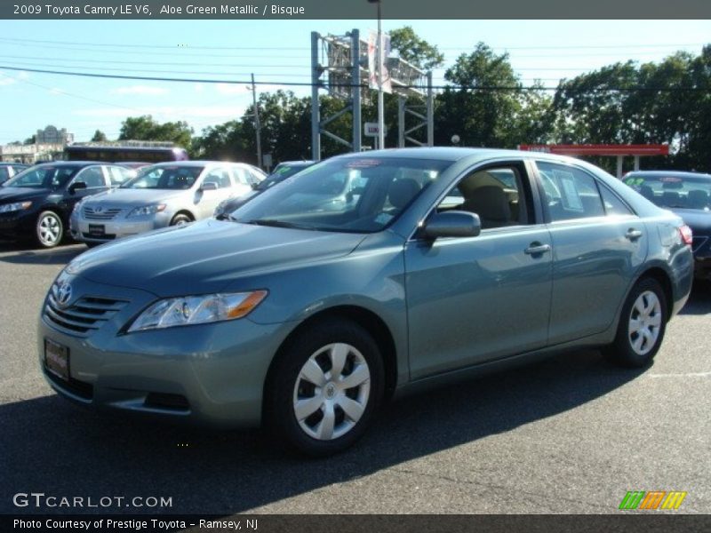 Aloe Green Metallic / Bisque 2009 Toyota Camry LE V6