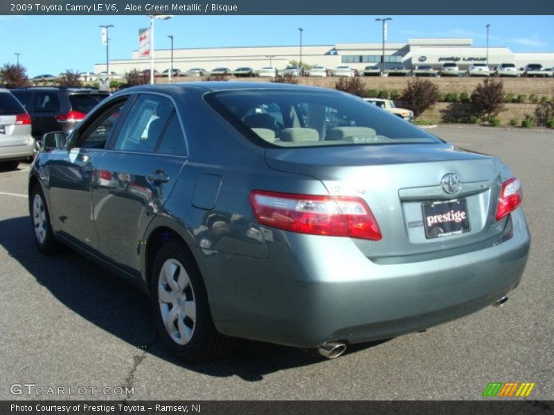 Aloe Green Metallic / Bisque 2009 Toyota Camry LE V6