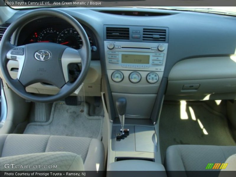 Aloe Green Metallic / Bisque 2009 Toyota Camry LE V6
