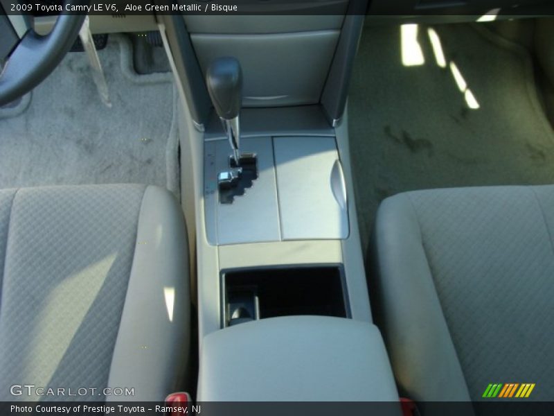 Aloe Green Metallic / Bisque 2009 Toyota Camry LE V6