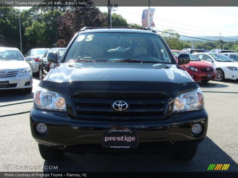Black / Ivory 2005 Toyota Highlander V6 4WD