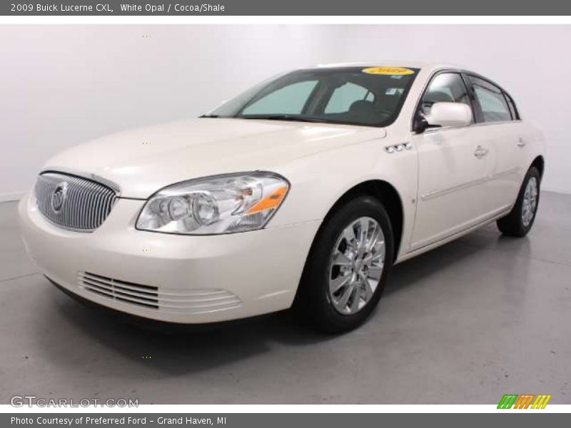 White Opal / Cocoa/Shale 2009 Buick Lucerne CXL