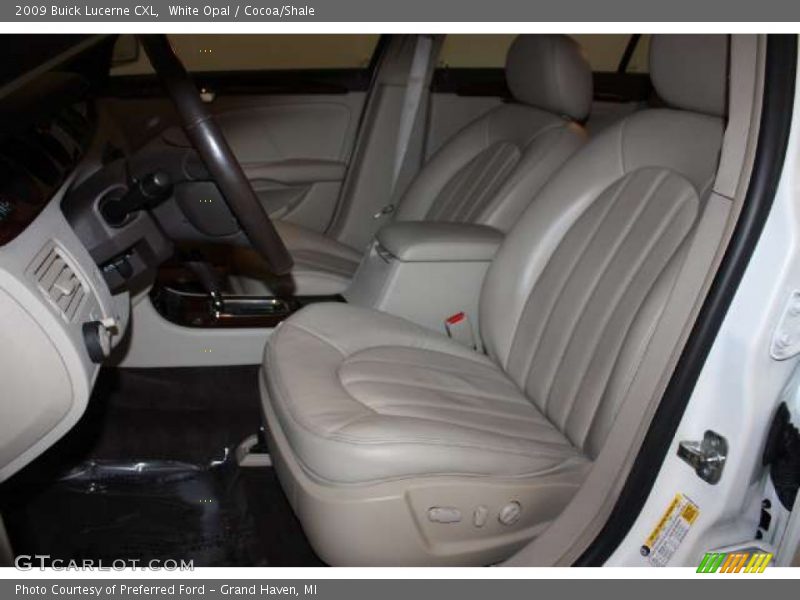 White Opal / Cocoa/Shale 2009 Buick Lucerne CXL