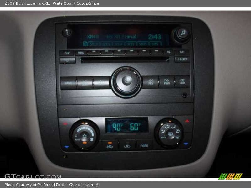 White Opal / Cocoa/Shale 2009 Buick Lucerne CXL