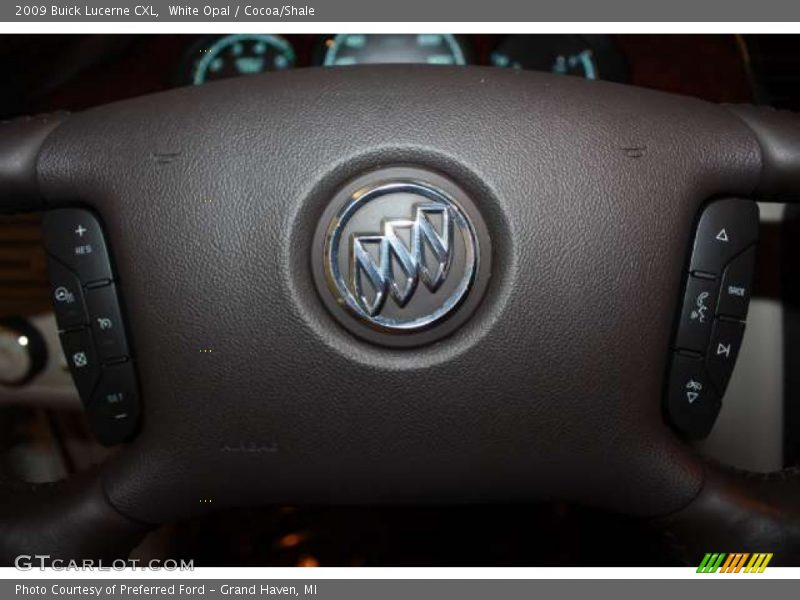 White Opal / Cocoa/Shale 2009 Buick Lucerne CXL