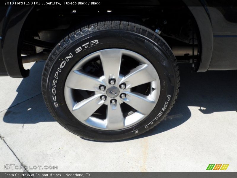 Tuxedo Black / Black 2010 Ford F150 FX2 SuperCrew