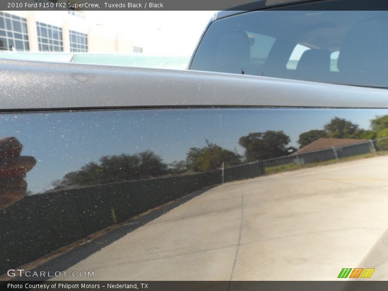 Tuxedo Black / Black 2010 Ford F150 FX2 SuperCrew