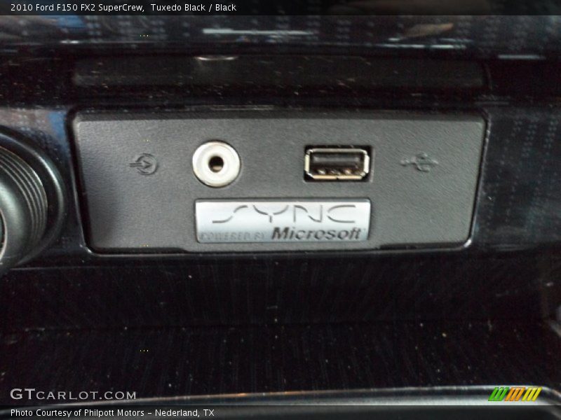 Tuxedo Black / Black 2010 Ford F150 FX2 SuperCrew
