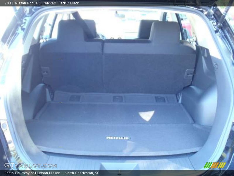 Wicked Black / Black 2011 Nissan Rogue S