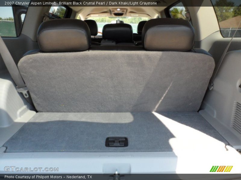 Brilliant Black Crystal Pearl / Dark Khaki/Light Graystone 2007 Chrysler Aspen Limited
