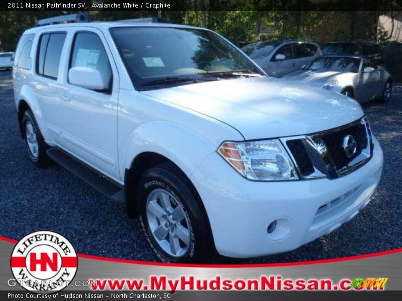 Avalanche White / Graphite 2011 Nissan Pathfinder SV