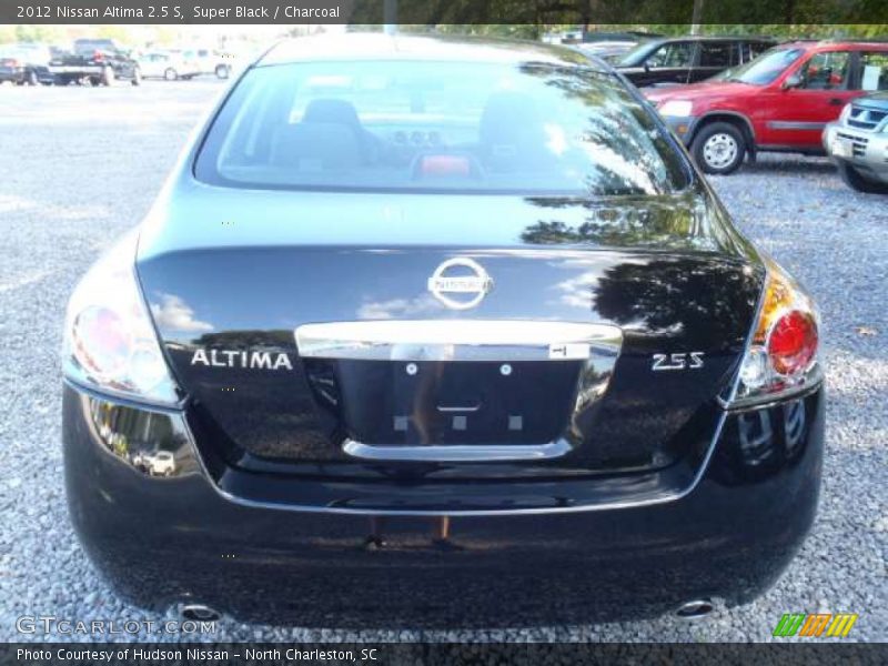 Super Black / Charcoal 2012 Nissan Altima 2.5 S