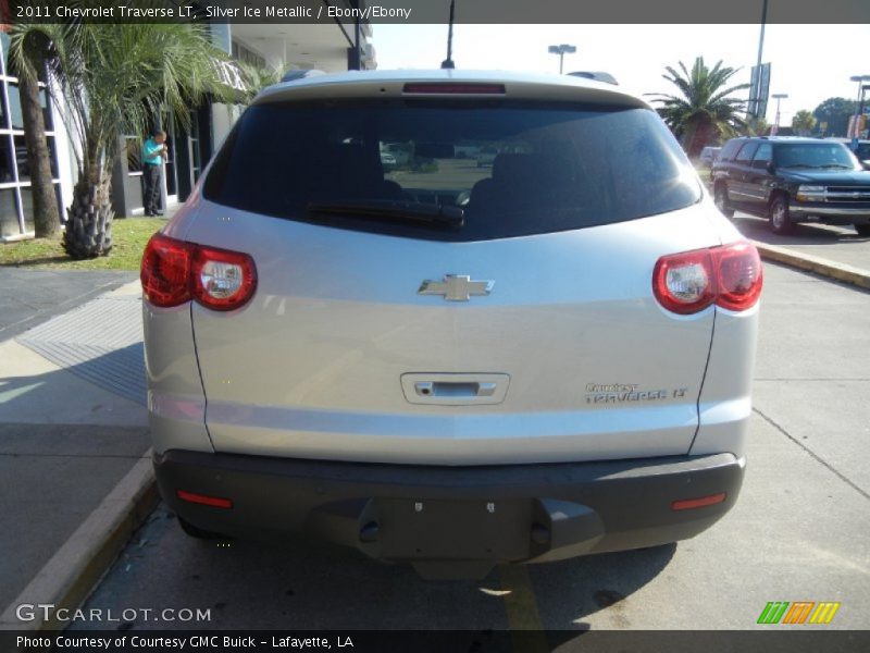 Silver Ice Metallic / Ebony/Ebony 2011 Chevrolet Traverse LT