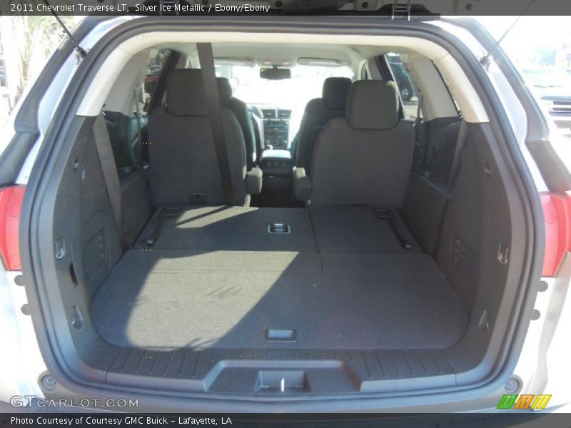 Silver Ice Metallic / Ebony/Ebony 2011 Chevrolet Traverse LT