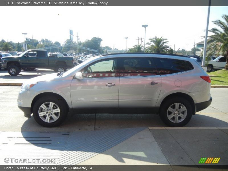 Silver Ice Metallic / Ebony/Ebony 2011 Chevrolet Traverse LT