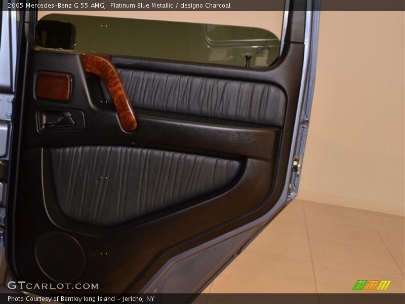 Door Panel of 2005 G 55 AMG
